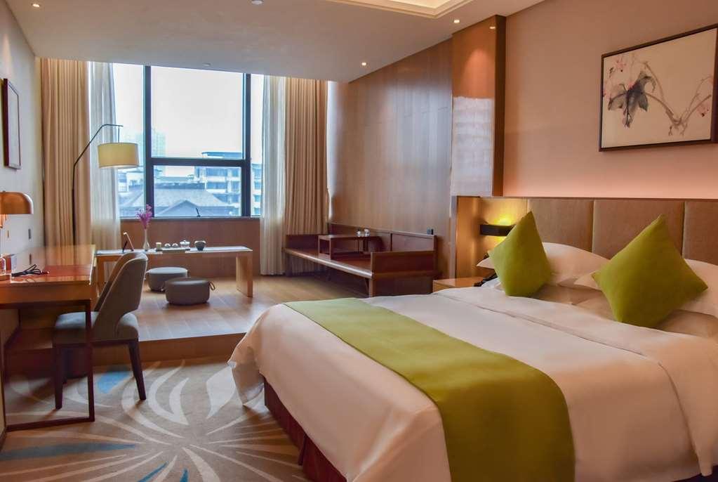 Leshan Ramada Hotel الغرفة الصورة