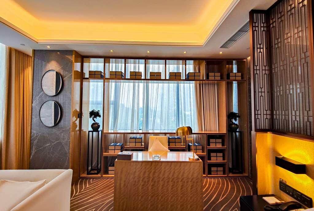 Leshan Ramada Hotel الغرفة الصورة