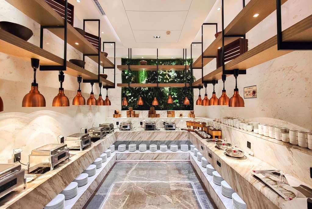 Leshan Ramada Hotel المطعم الصورة