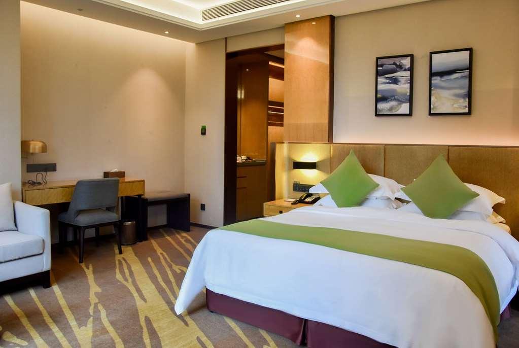 Leshan Ramada Hotel الغرفة الصورة